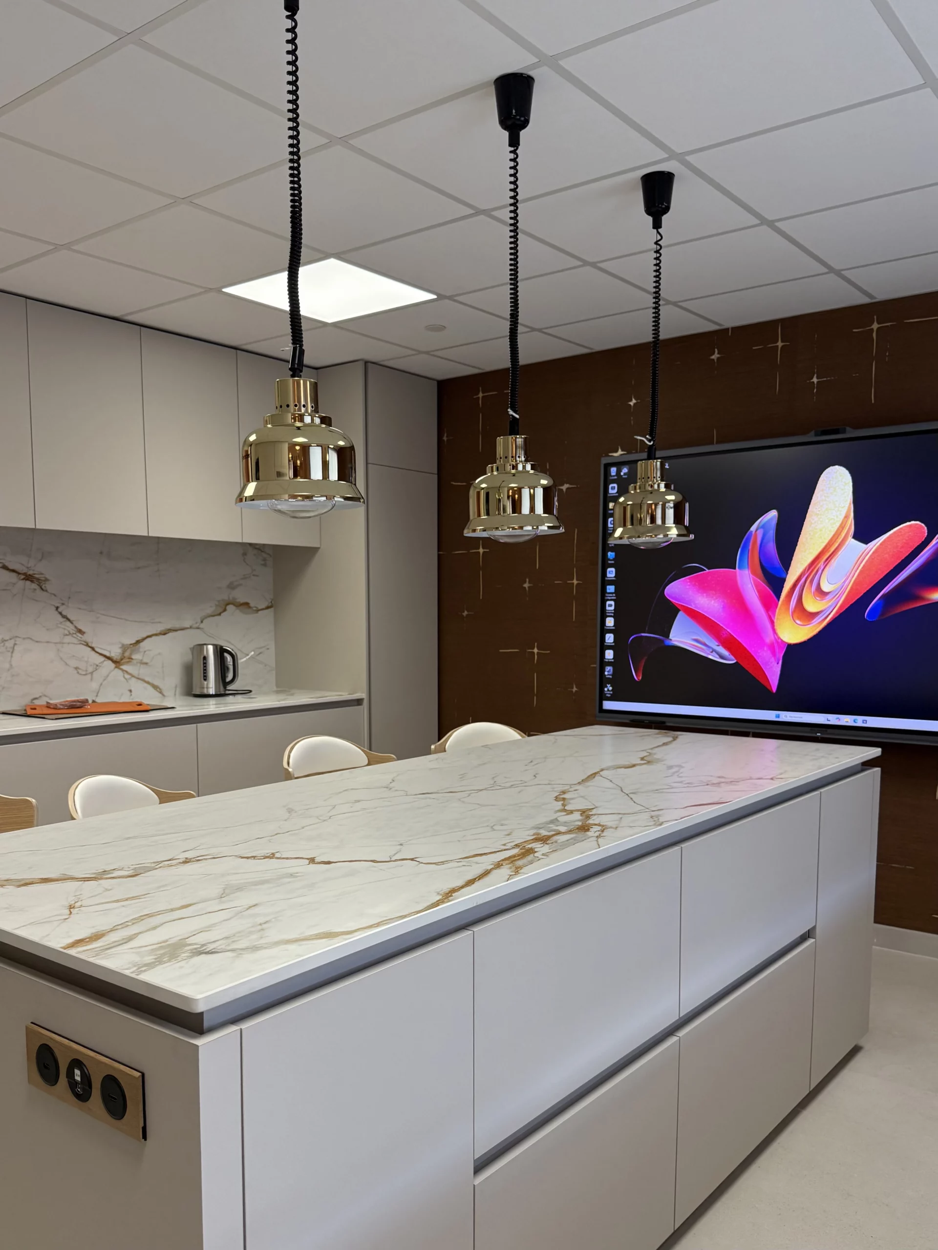 cuisine recherche et développement mix buffet, réalisé par la designer d'espace Marlyse le Hir