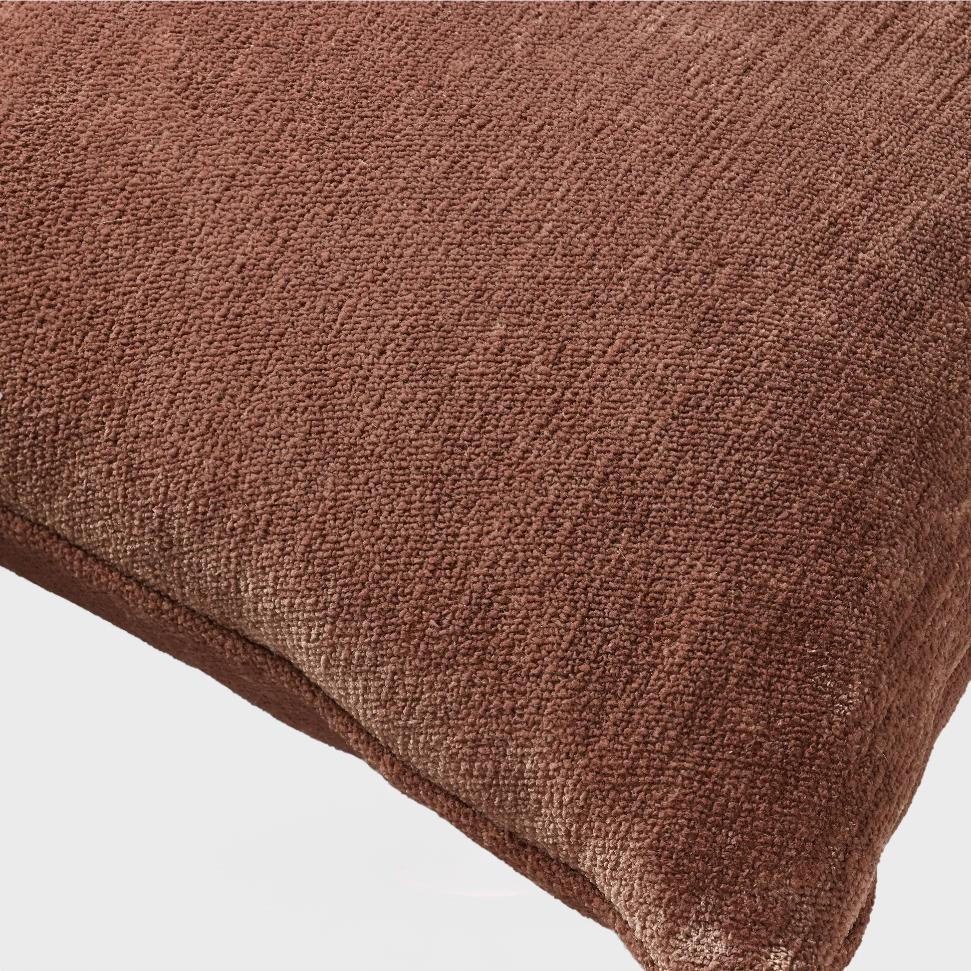 Coussin en chenille – Image 2