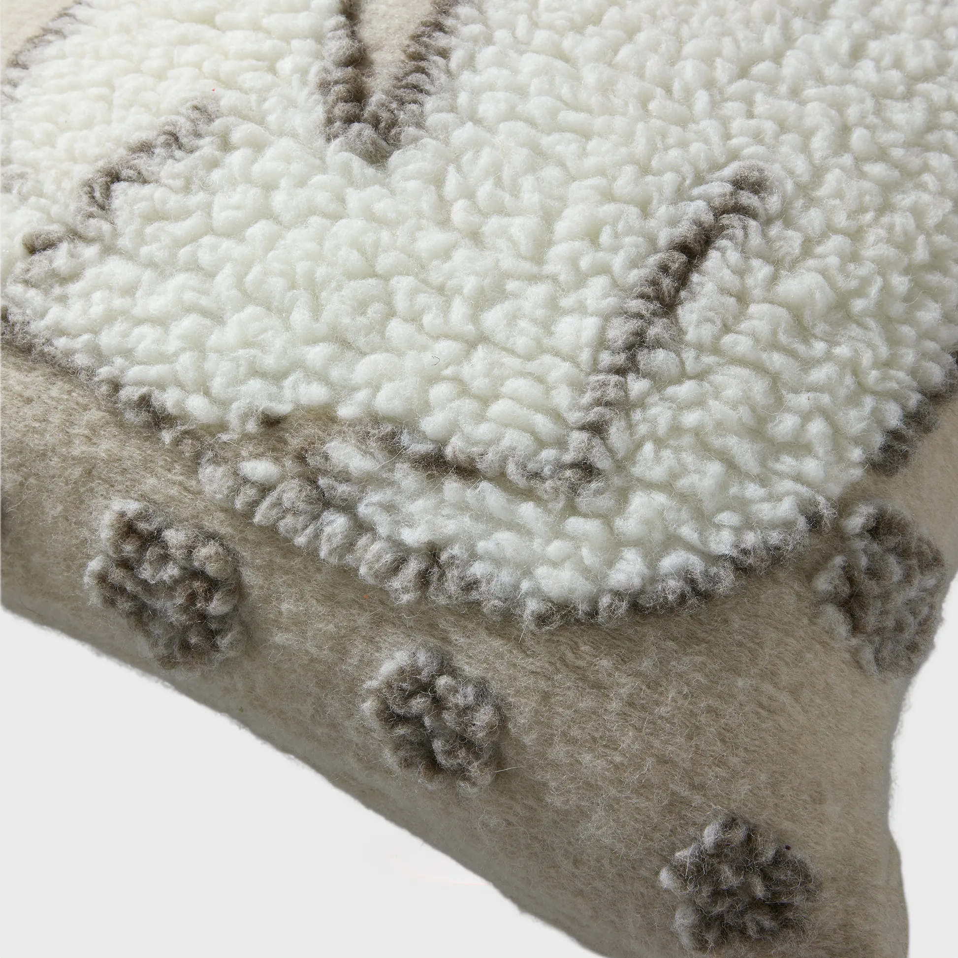 Coussin en laine – Image 2